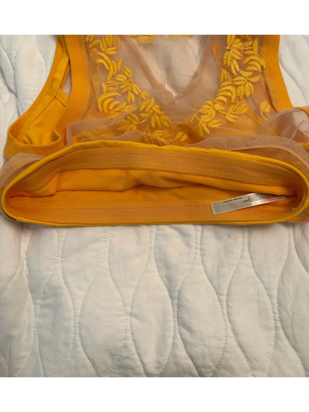 Free People movement Lace Yellow Sports Bra Size Small